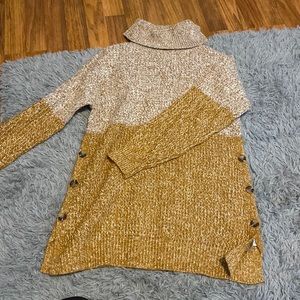Maternity sweater